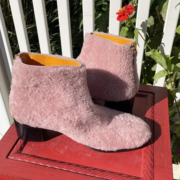 LERRE Sheepskin Zip Back Booties NWOT - Picture 5 of 8